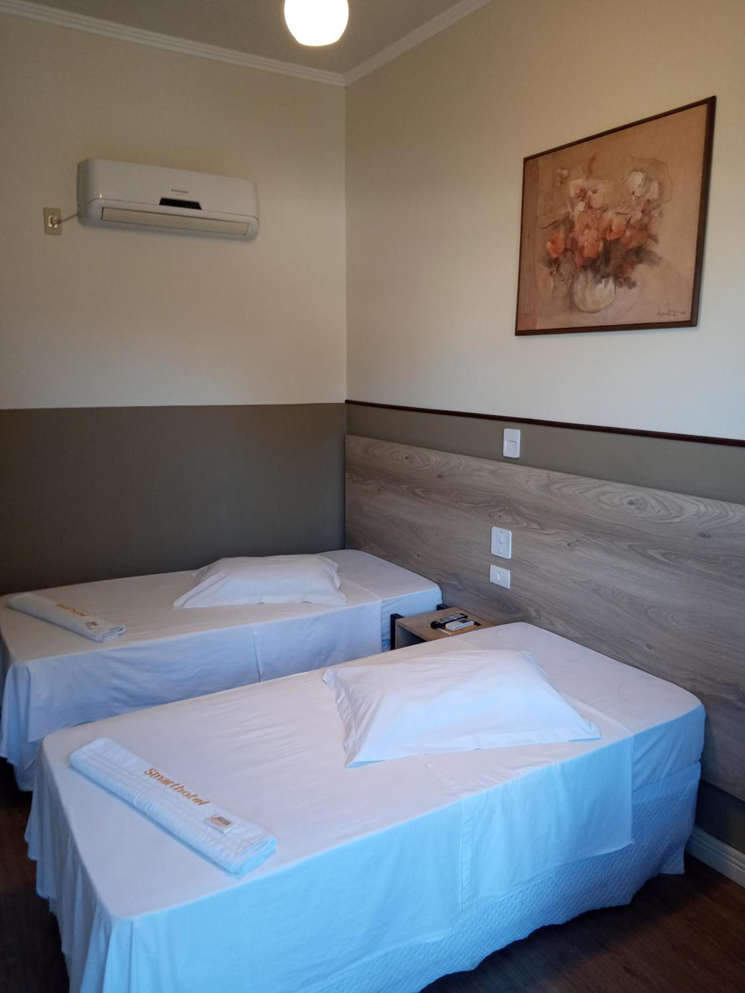 Smart Hotel Режістру Номер фото